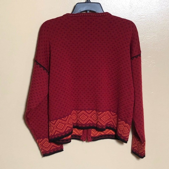 Volund - Women's Norwegian Red Cardigan Sweater - Picture 3 of 5